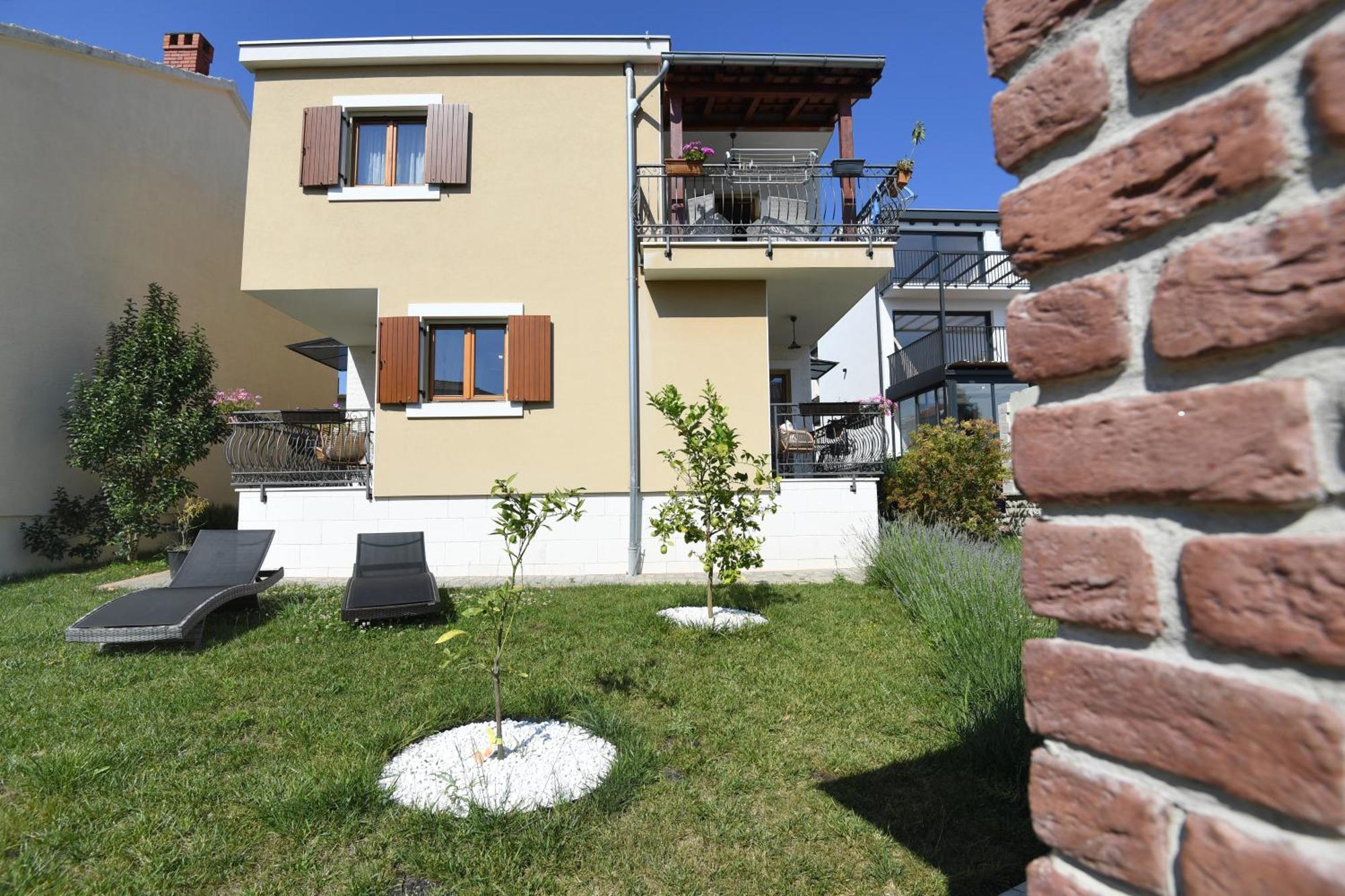 Apartments Camellia Zadar Exterior photo